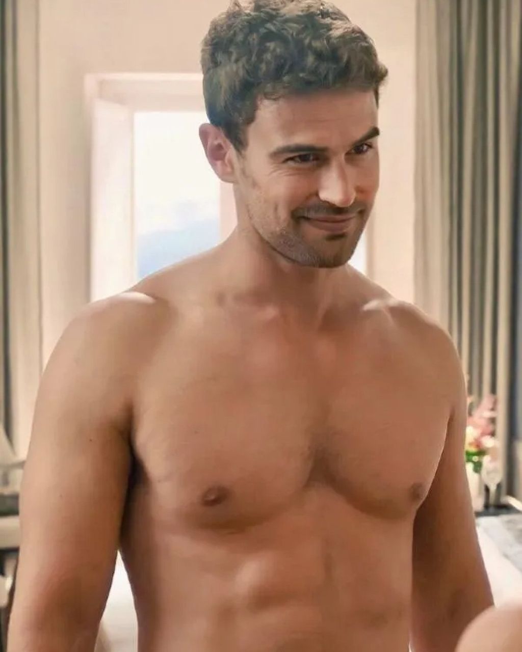 32 Male Celebs Who Did Full Frontal Scenes