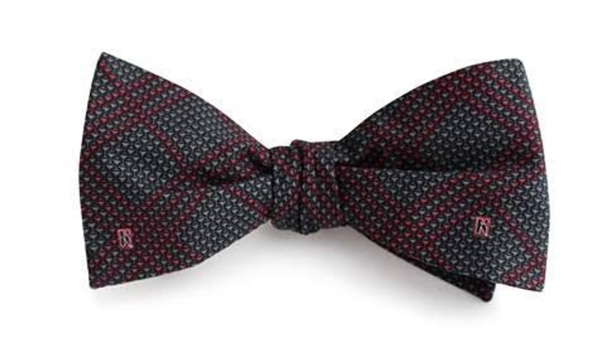 tie the know martini bow tie jesse tyler ferguson