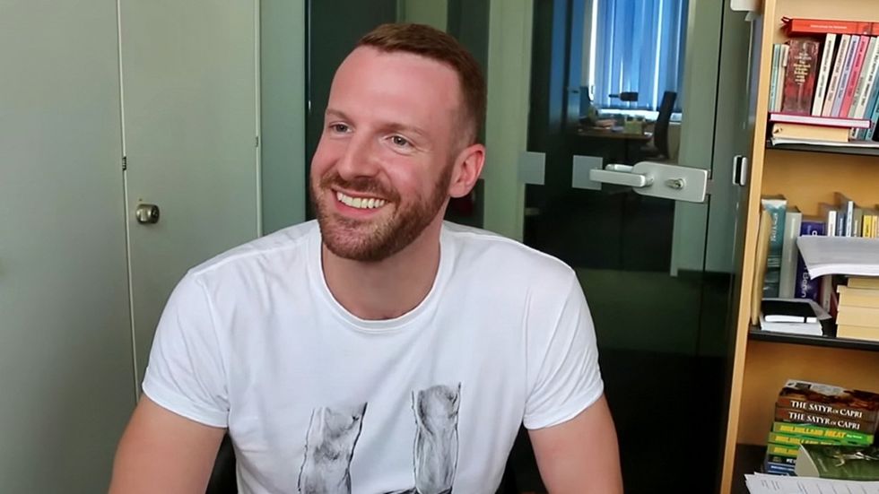 Tim Kruger in an interview with MÄNNER MAGAZIN via YouTube