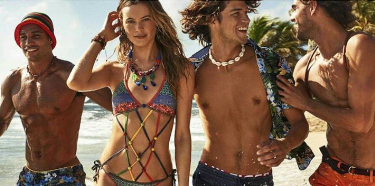 Råd Transformer rapport Model Watch: Marlon Teixeira and Miles McMillan Turn Up The Heat in New Tommy  Hilfiger Campaign
