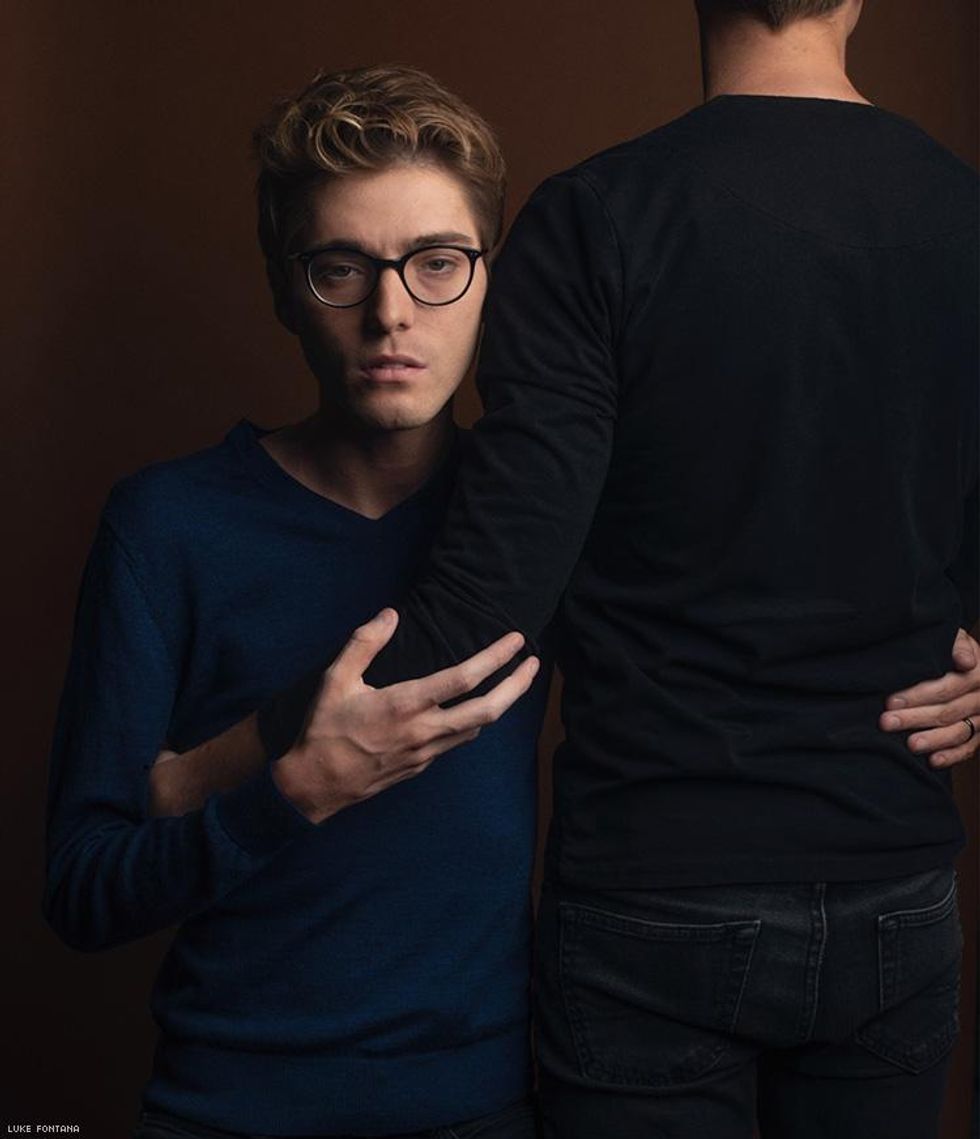 Travis-flores_01x750