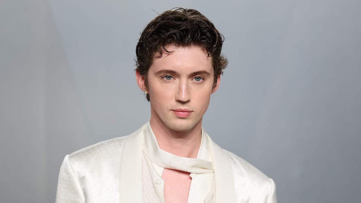 Troye Sivan attends the 2026 Vanity Fair Oscar Party