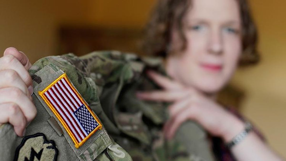 Trump Fails to Stop Transgender Soldiers From Enlisting on January 1