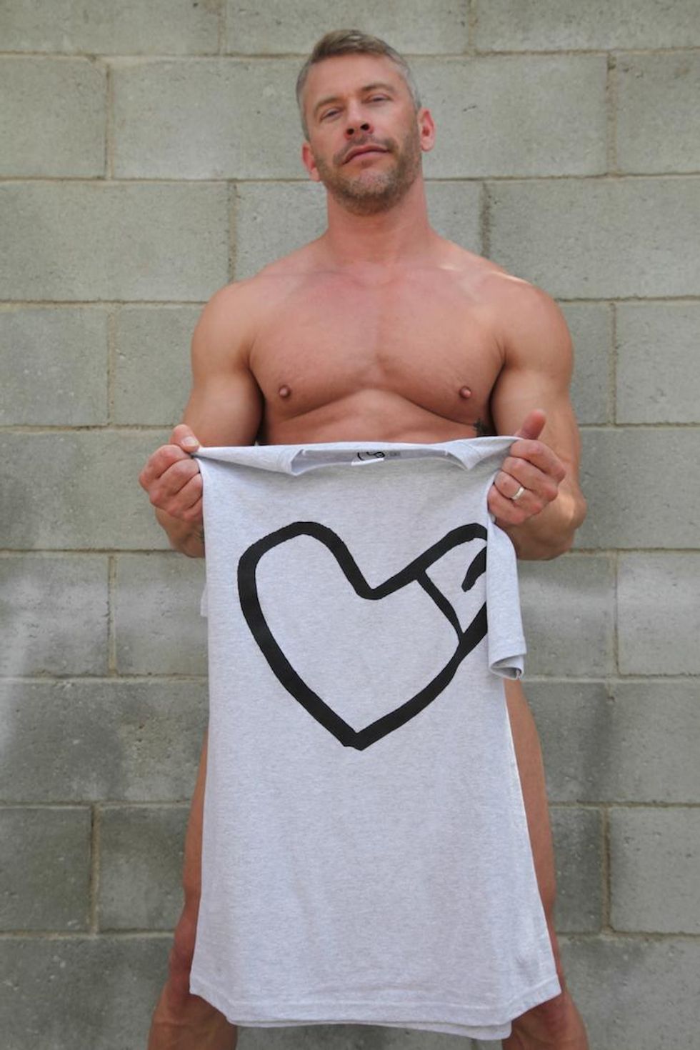 \u00a1OUT! Las Transformistas of Havana