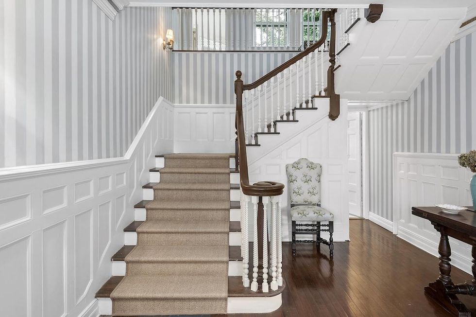 \u00a1OUT! Las Transformistas of Havana