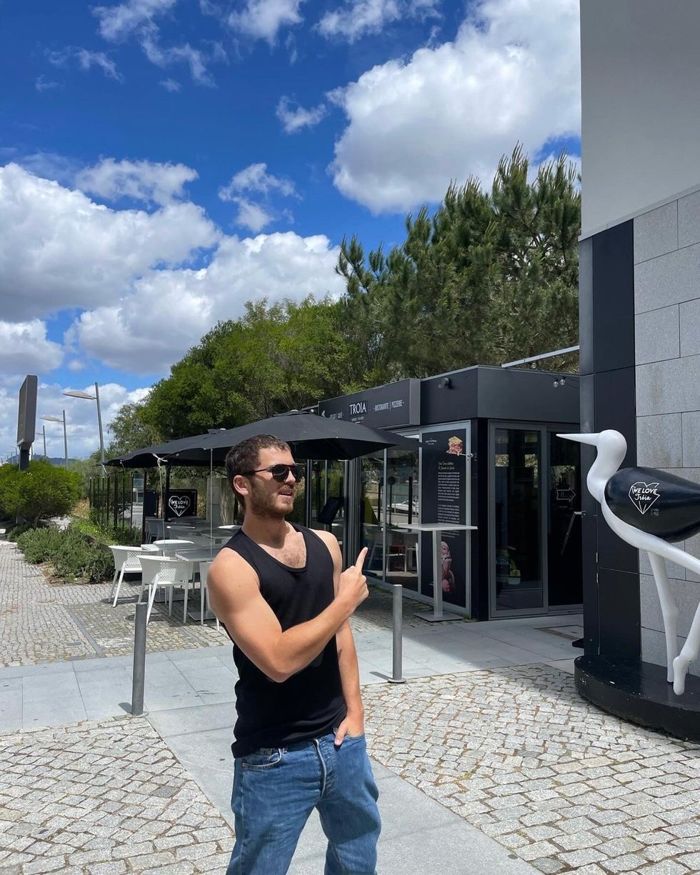 \u00c1lvaro de Juana