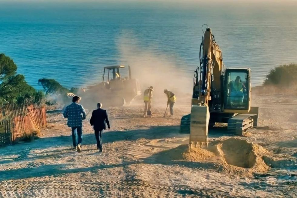 \u200b\u200bJacob Elordi as Nate Jacobs and Eric Dane as Cal Jacobs on \u200bEuphoria\u200b season 3