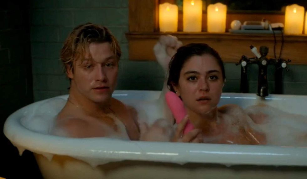 \u200bAllie and Dean on 'Off Campus' season 1.