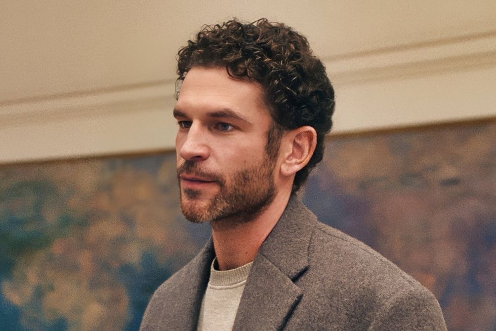 \u200bArnaud Valois as Theo in Good Grief