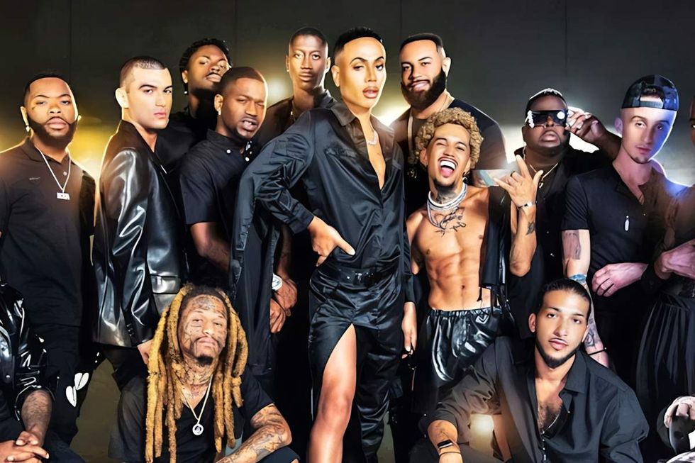 \u200bBobby Lytes and contestants on Bobby I Love You Purrr