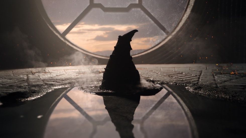 \u200bElphaba's hat in Wicked