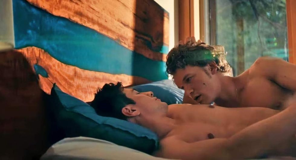 \u200bHudson Williams as Shane Hollander and Connor Storrie as Ilya Rozanov on Heated Rivalry episode 6