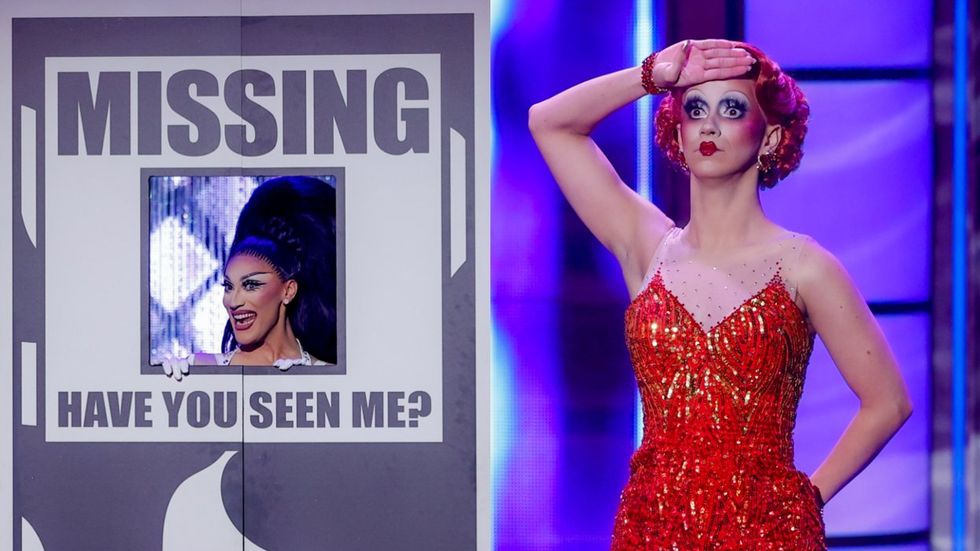 \u200bJewels Sparkles and Suzie Toot performing in the Talent Show from RuPaul's Drag Race season 17 episode 1