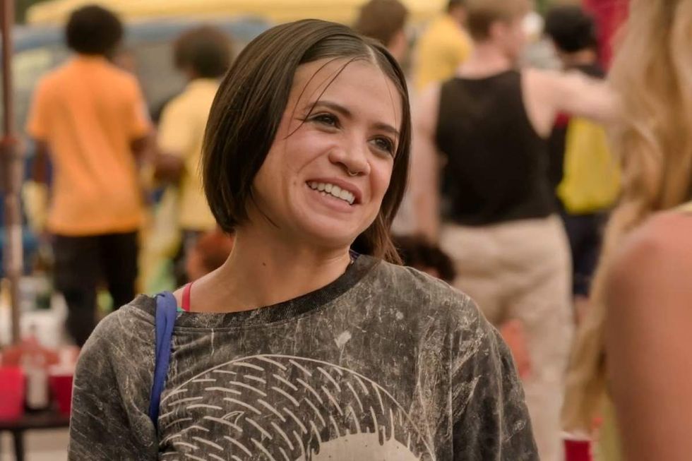 \u200bJulia Shiplett as Mimi on Overcompensating