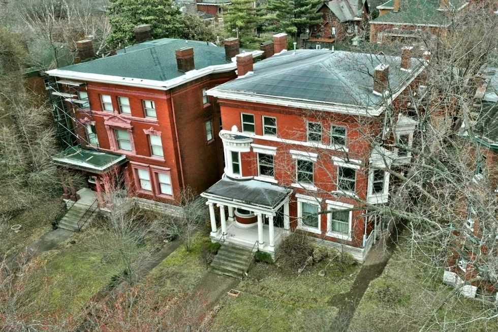 \u200bMurder in GlitterBall City