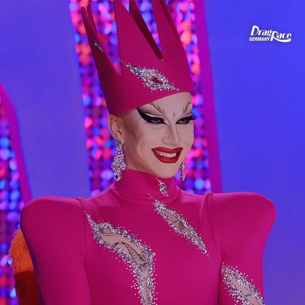 \u200bSasha Velour as a guest judge on Drag Race Germany season 1