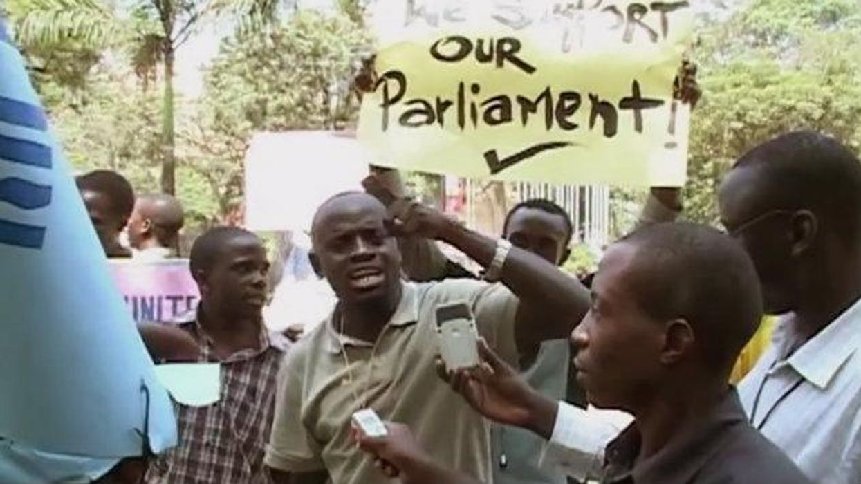 Uganda_lede_rotator_2