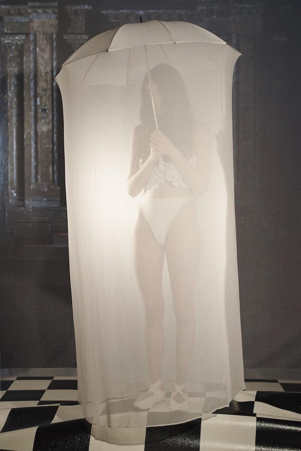 Vaquera x 'The Handmaid's Tale'