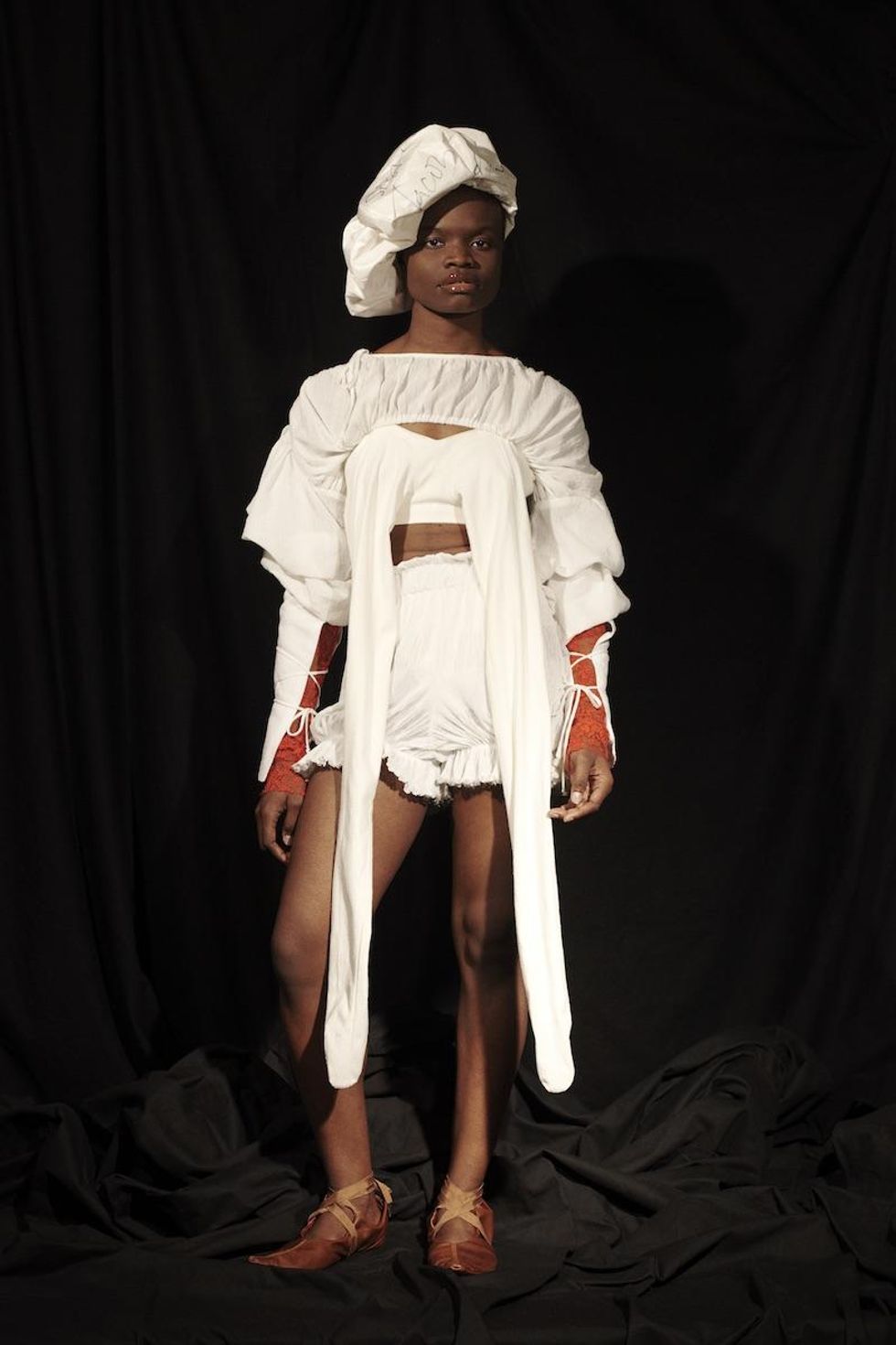 Vaquera x 'The Handmaid's Tale'