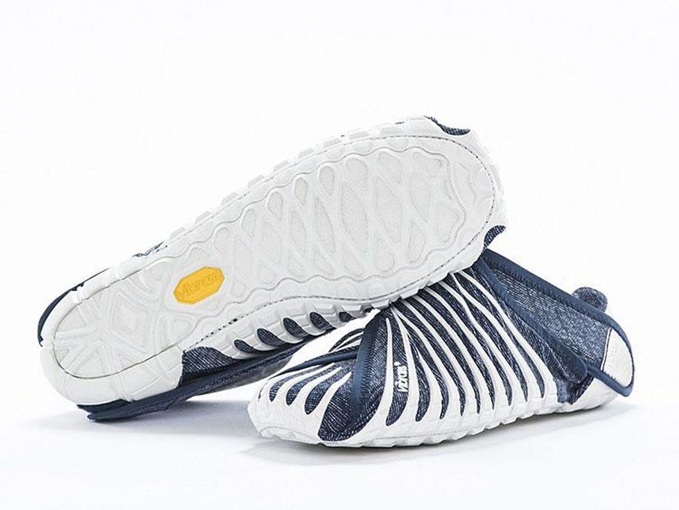 Vibrams-furoshiki-shoe