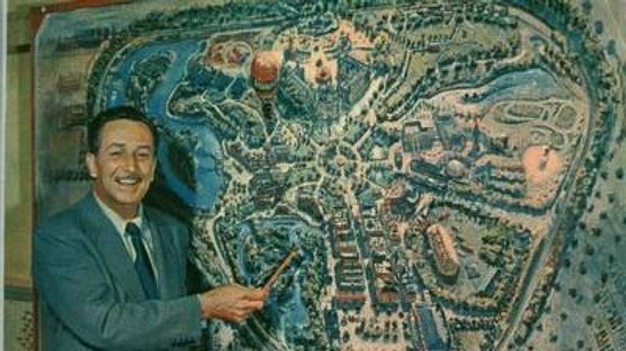 Walt_disney_disneyland_map_of_park-cr
