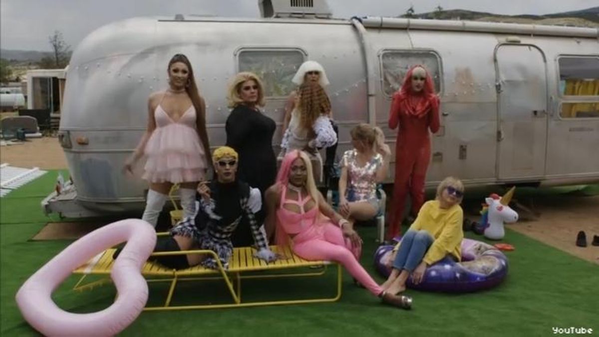 Watch Taylor Swift Meet a Bunch of Drag Queens