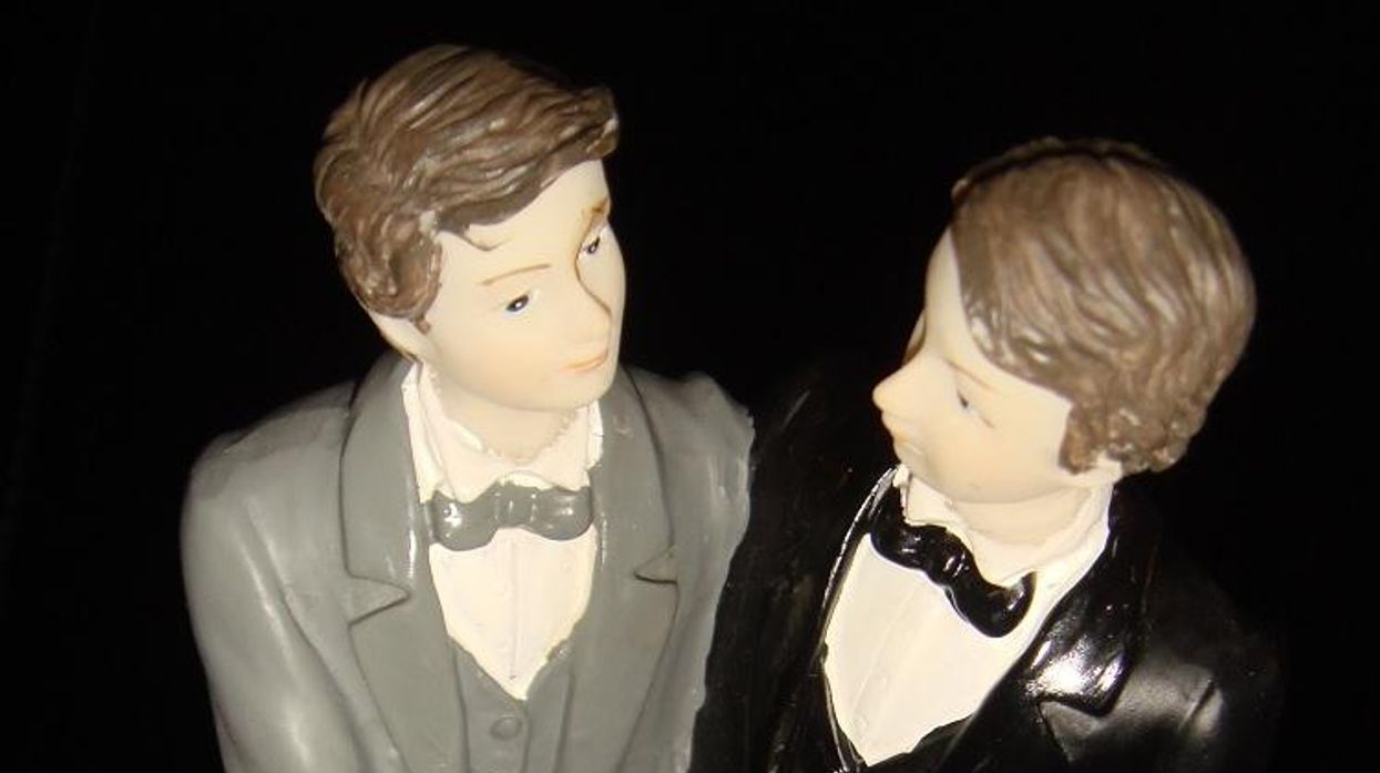wedding_cake_gay.jpg