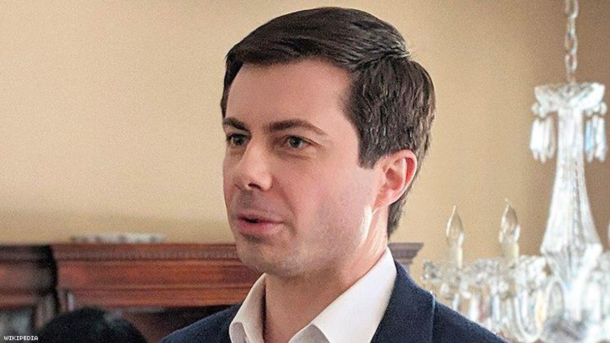 Why is Pete Buttigieg doing well? New poll says American voters feel very good about gay presidential candidates.