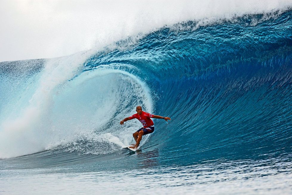 Witness the thrill of Teahupo\u2019o up close with a Tahiti Surfari tour