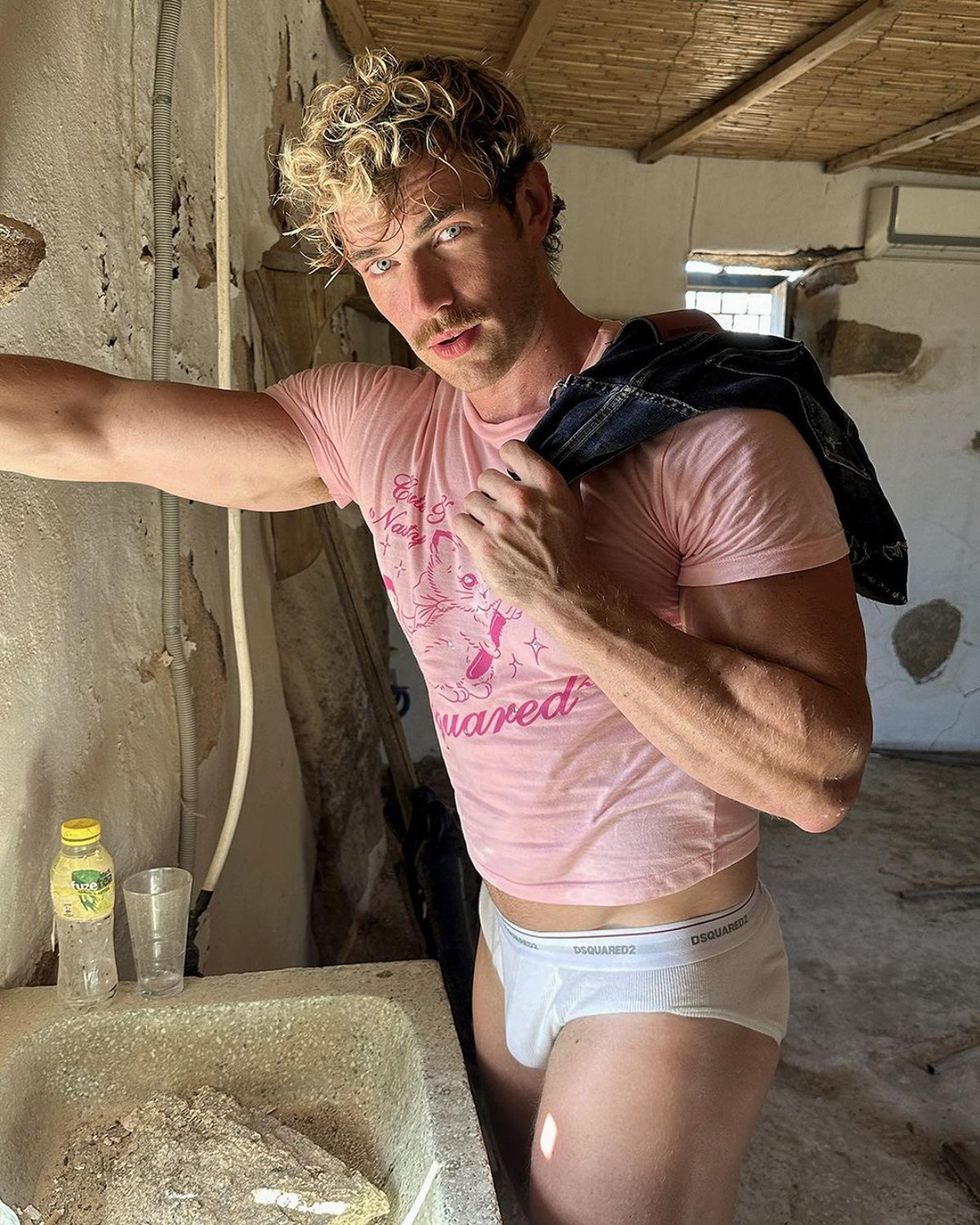 Zane Phillips for Dsquared2