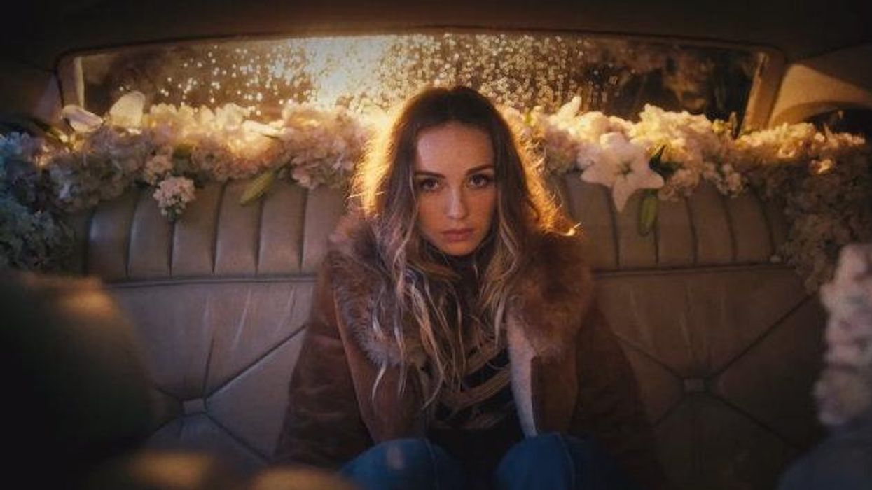 Zella_day_lede_rotator