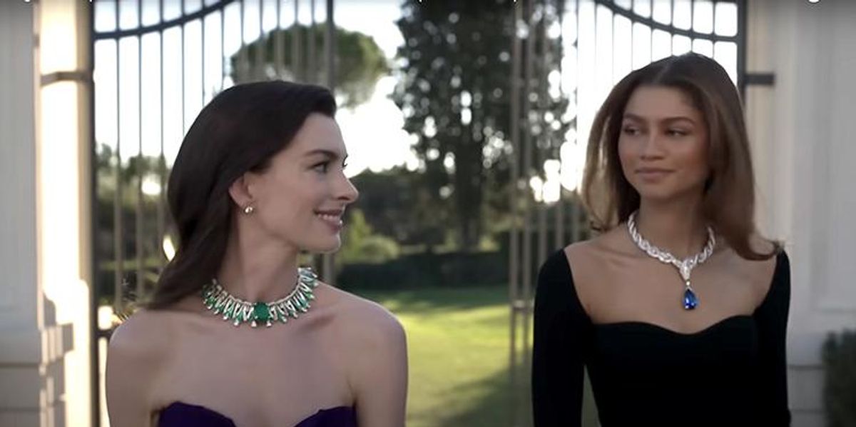 Zendaya Sex Videos - Zendaya & Anne Hathaway's Bulgari Ad Is the Sapphic Film of Our Dreams
