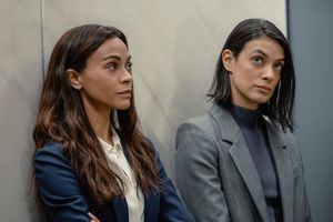 Laysla De Oliveira on that steamy 'Lioness' bathtub scene: 'Give the people what they want'