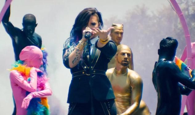Demi Lovato Opens Up About Her Gay Grandfather
