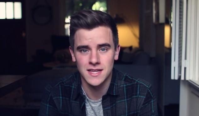 YouTube Star Connor Franta Comes Out
