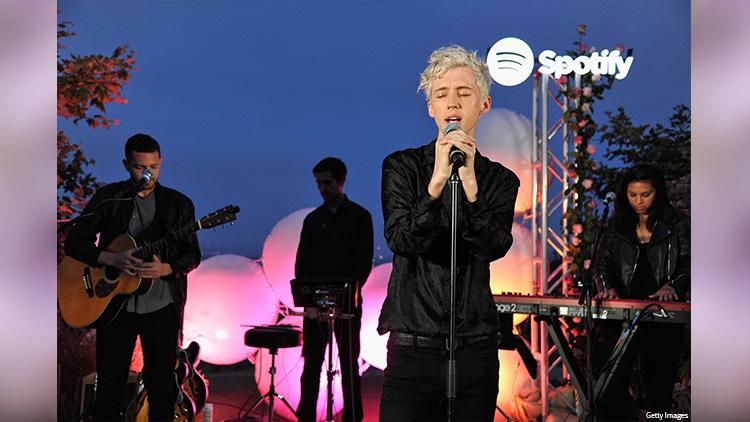 Troye Sivan performs "Bloom" for the first time at Spotify First Fan's exclusive listening session in Los Angeles.