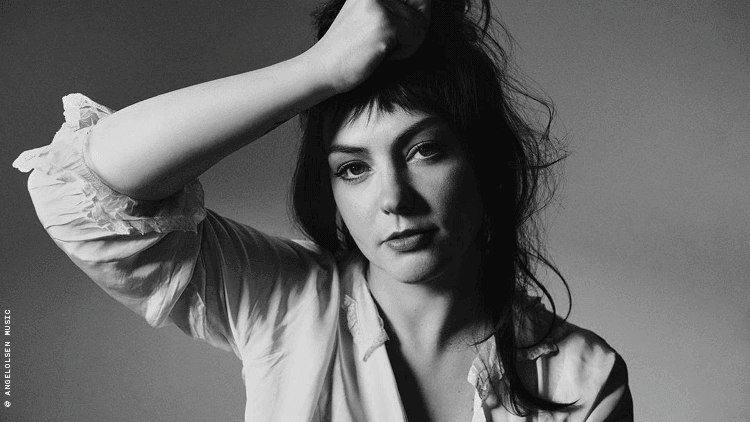 Singer Angel Olsen Comes Out as Gay, Introduces World to Her Partner - Vimarsana News