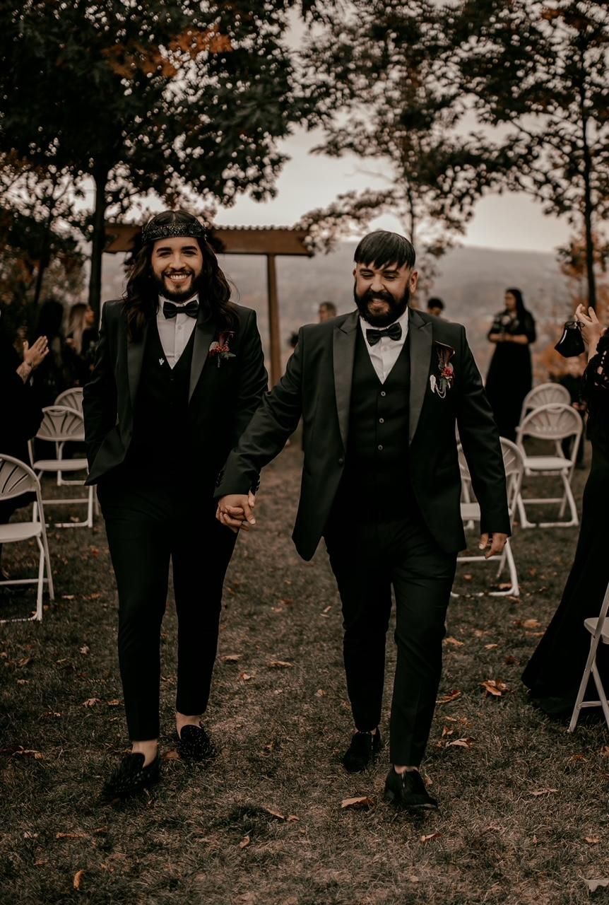 Ales and Setenio Black Gay Wedding 