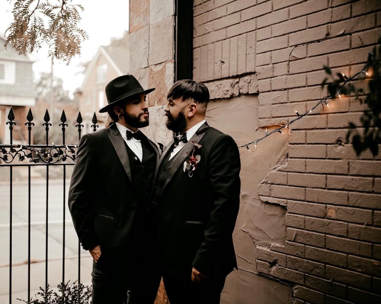 Ales and Setenio Black Gay Wedding 