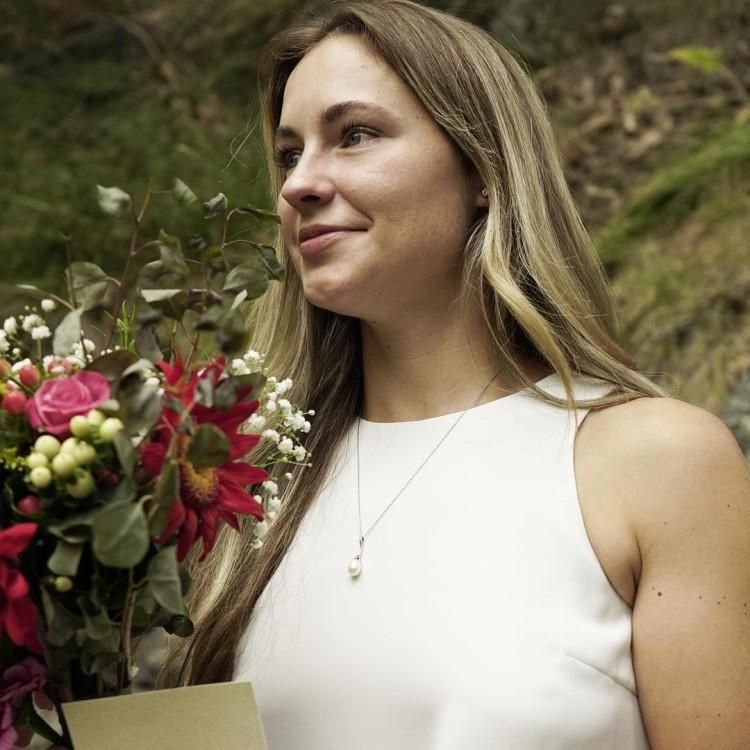 Czech Snowboarder Sarka Pancochova Marries Girlfriend in Romantic Ceremony