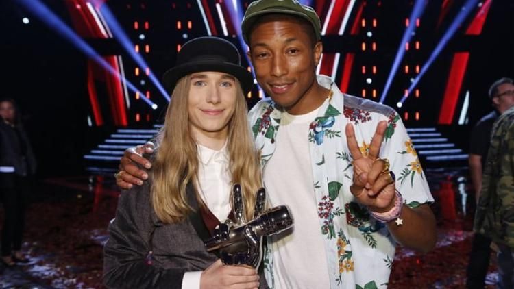 the-voice-winner-sawyer-fredericks-comes-out-as-bisexual-team-pharrell